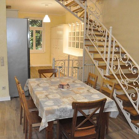 House Near To Schoenbrunn - Free Parking - 24-7 Check In - 8 Person Viena Exterior foto